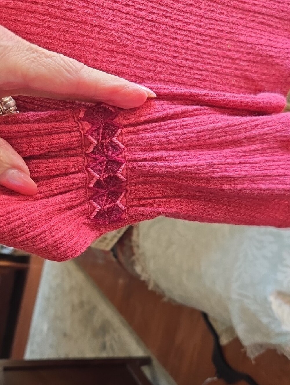 Lucky Brand Red Long-Sleeve Knit Tunic with V-Notch and Chevron Trim - Picture 5 of 5